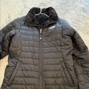The North Face Girls Charcoal Puffer Jacket